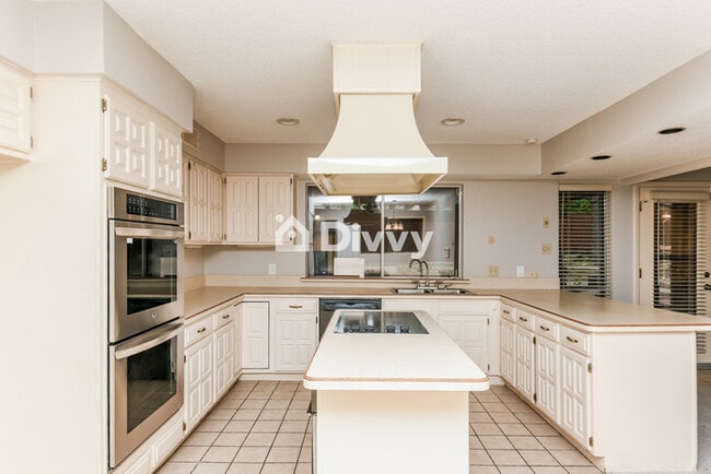 Building Photo - 409 Washington Dr, Arlington, TX 76011