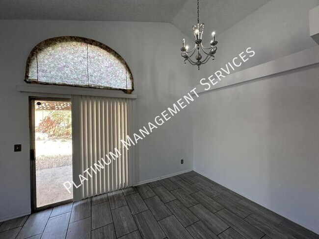 Foto del edificio - 36832 Goldenview Way