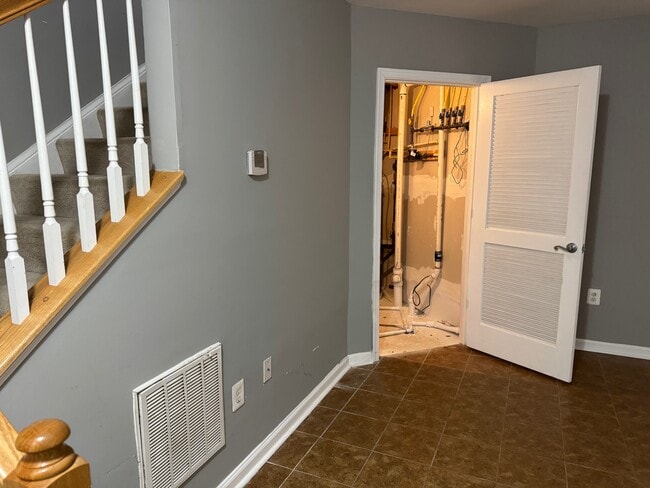 Building Photo - 1821 Cedar Cove Way