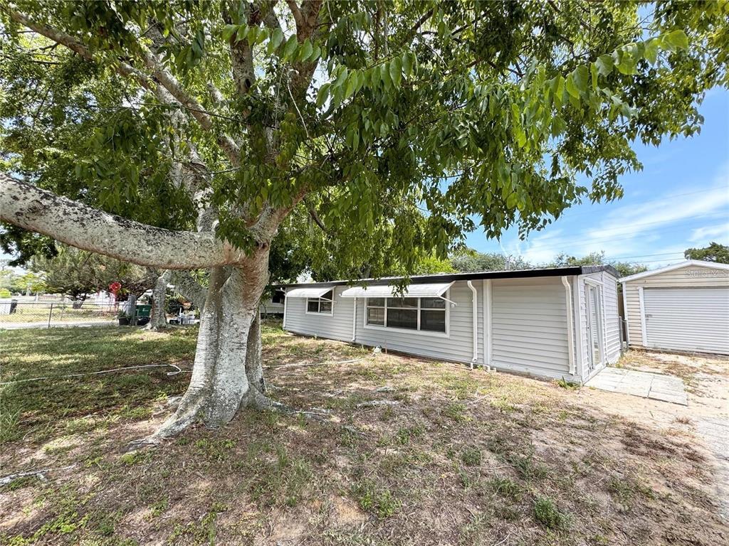 Foto principal - 3418 Brockett Rd