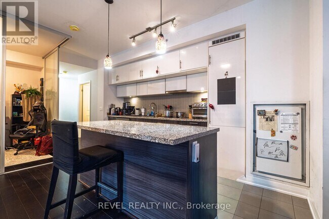 Photo du bâtiment - 8 Mercer St