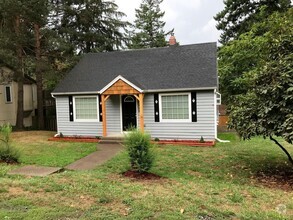 Building Photo - 11505 SW 53rd Ave