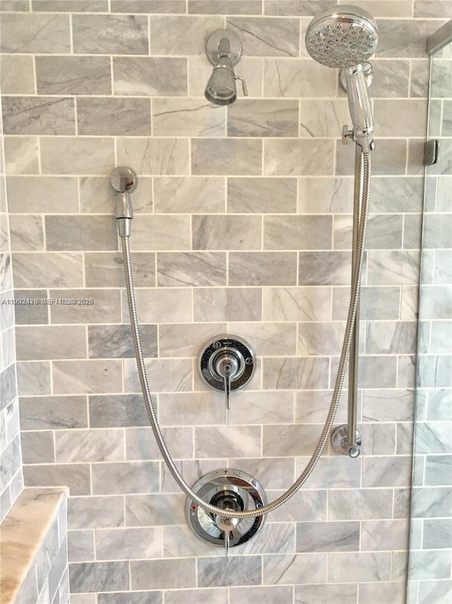 Foto del edificio - 618 Euclid Ave