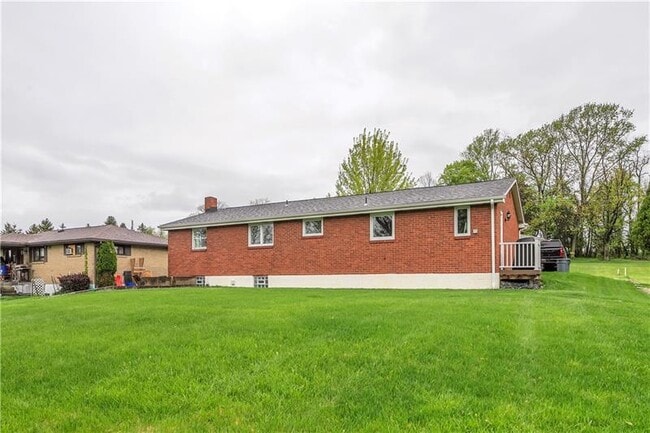 Building Photo - 2412 Cathedral Dr