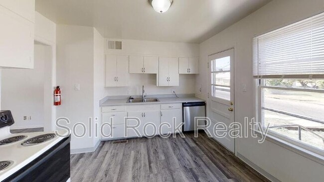 Photo - 1216 Janes Ln Apartment