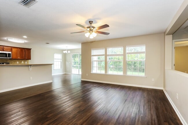 Foto del edificio - 3877 Marsh Bluff Dr