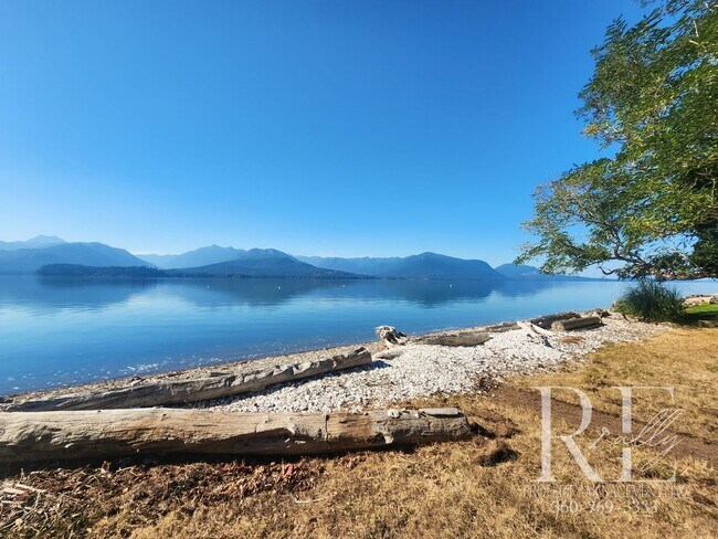 Foto del edificio - 9051 Sunset Ln NW