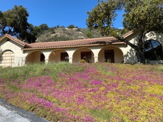 Foto del edificio - San Benancio Home