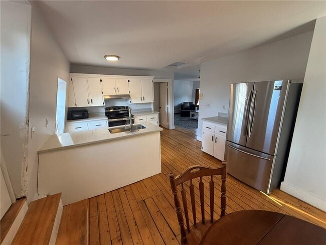 Building Photo - 33 Ann St