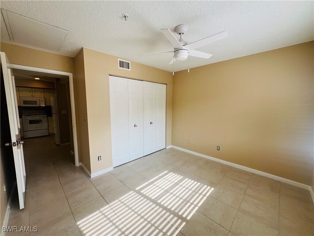 Primary Photo - 1275 Wildwood Lakes Blvd