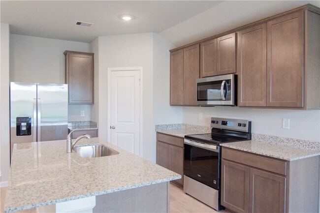 Building Photo - 10649 Knox Lndg Dr