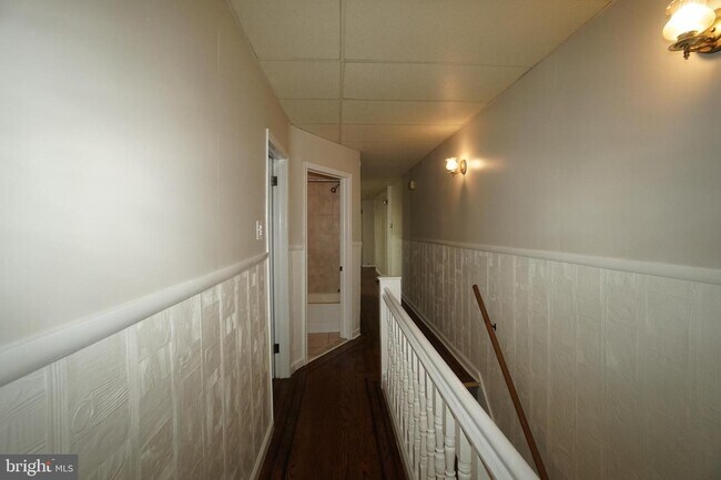 Foto del edificio - 2550 E Somerset St