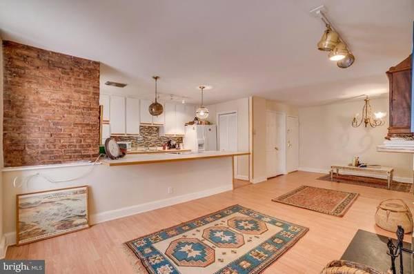 Foto del edificio - 1316 New Hampshire Ave NW