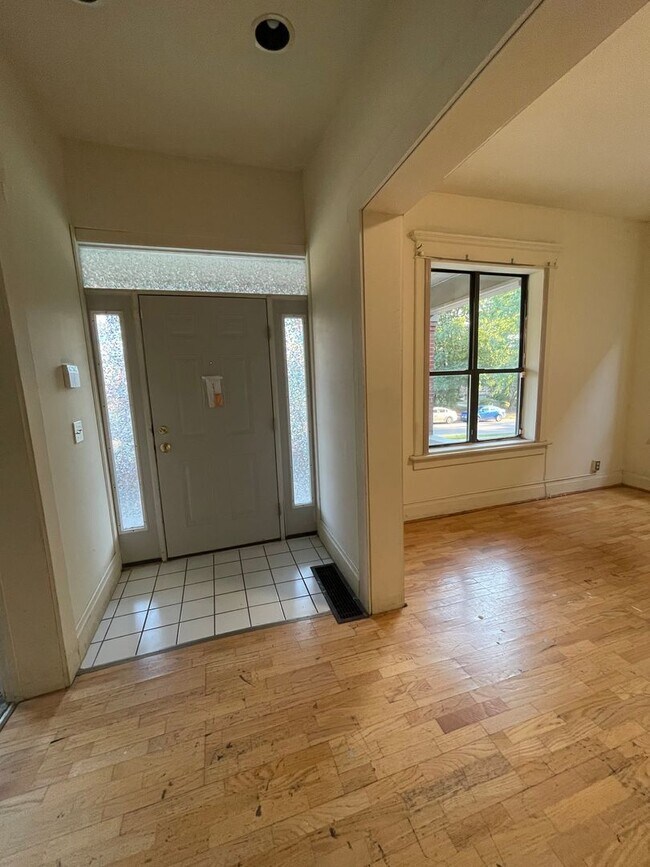 Foto del edificio - 194 E 14th Ave