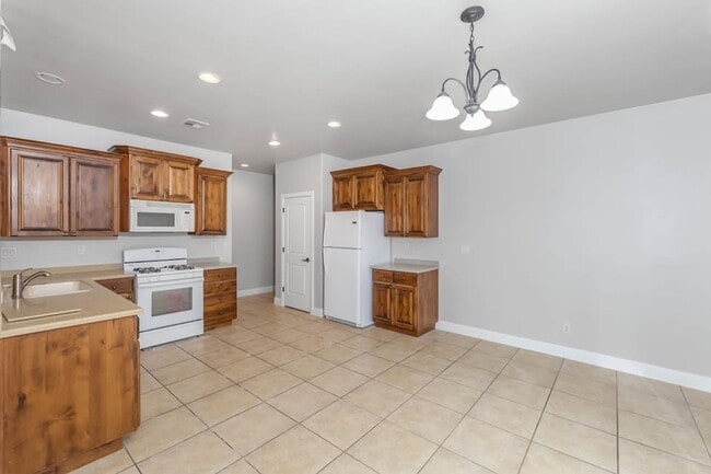 Foto del edificio - 4 Bedroom Single-Level Home In Hurricane