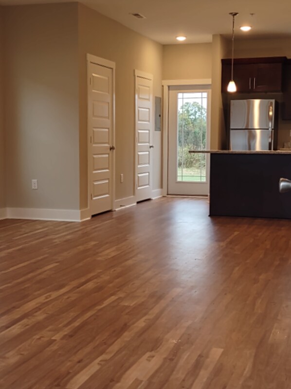 Building Photo - 1021 Wells Way