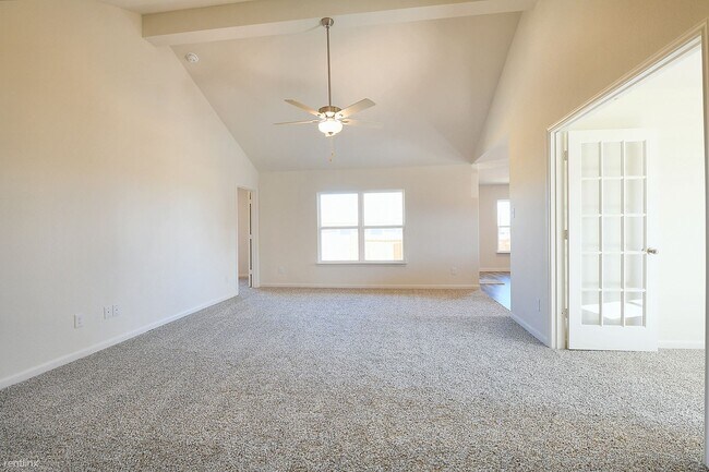 Foto del edificio - 3 br, 2 bath House - 501 Burgess Brothers St