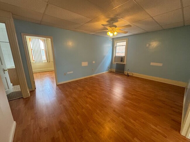 Foto del edificio - 5526 Howe St