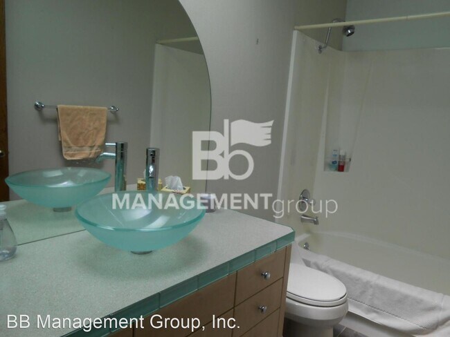 Building Photo - 4 br, 2 bath House - 9830 SW Serena Way