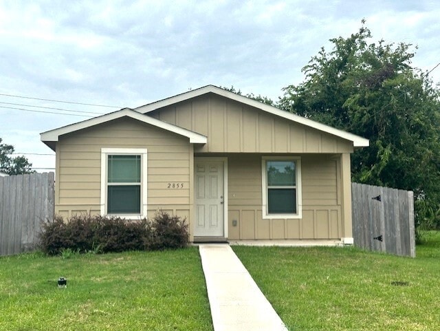 Foto del edificio - 2855 Golf Crest Dr