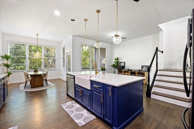 Foto del edificio - 1229 Creekside Pl SE