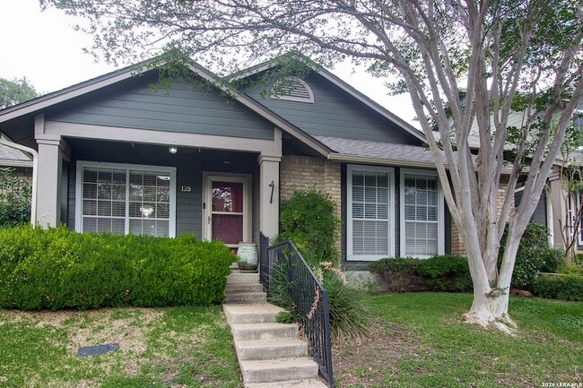 Building Photo - 1015 E Yager Ln