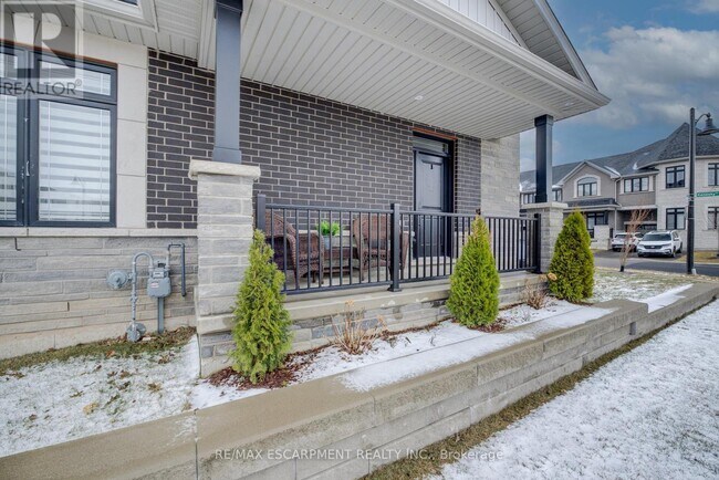Building Photo - 50 Kenesky Dr