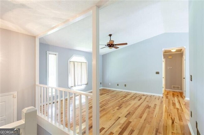 Building Photo - 3106 Malvern Dr
