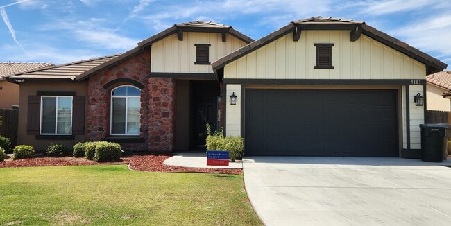 Building Photo - 9103 Bolero Ave
