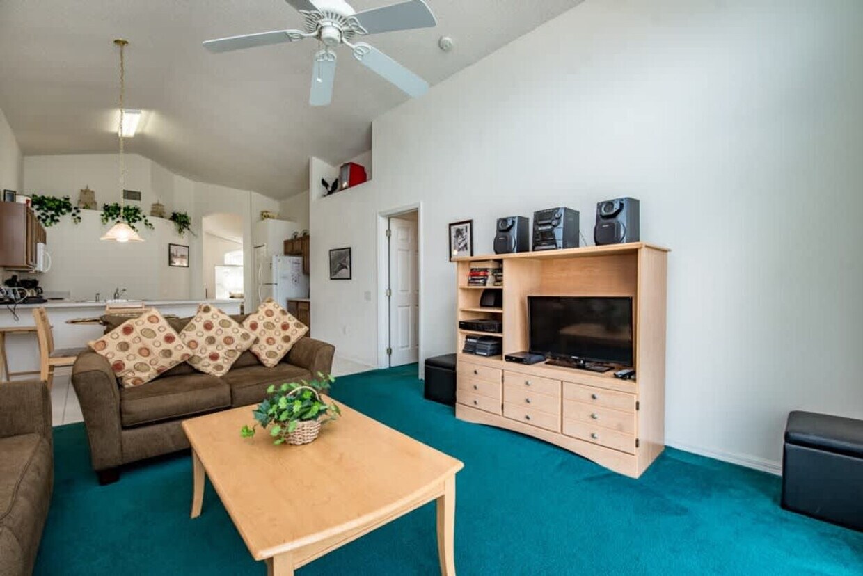 Foto principal - 359 Langham Dr