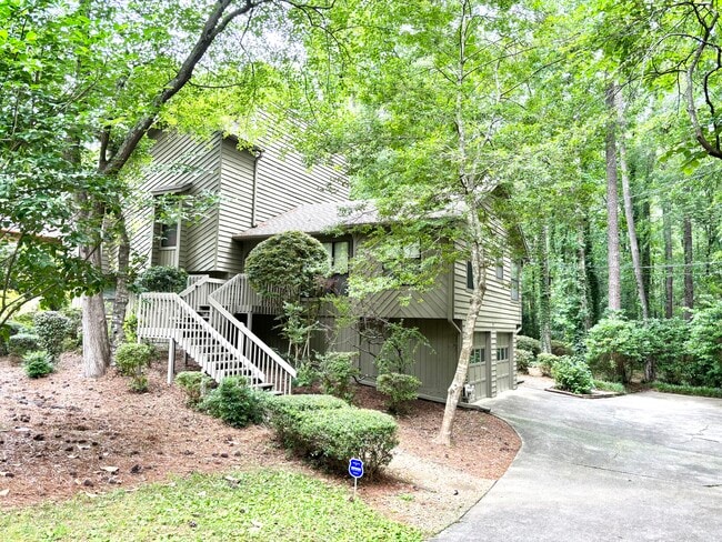 Building Photo - 3331 Cottonwood Ln