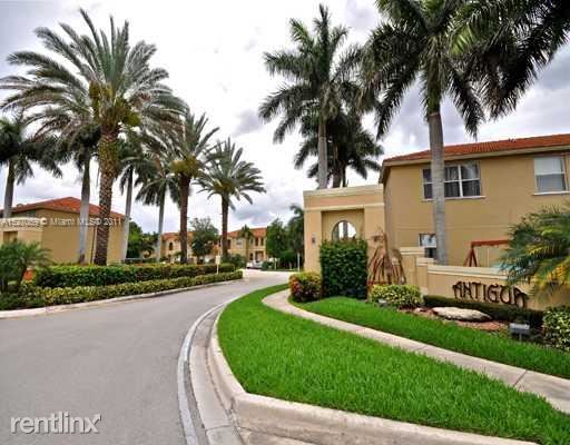 Foto principal - 3 br, 2.5 bath Townhome - 13596 NW 9th Ct