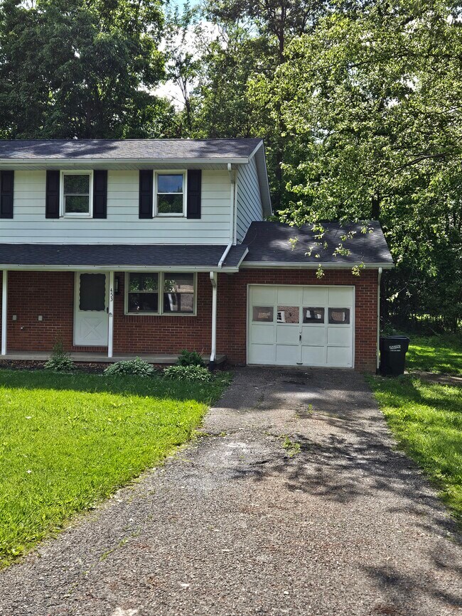 Foto del edificio - 453 Cobblestone Ave NE