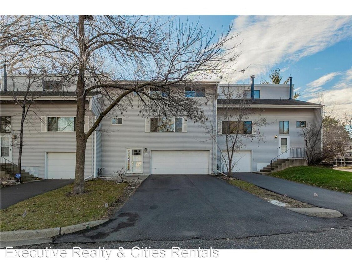 Foto principal - 3 br, 2 bath House - 6628 Camden Drive