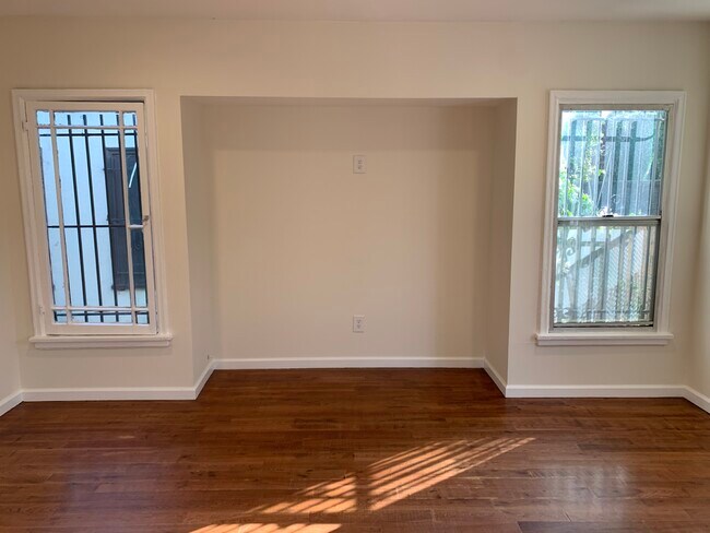 Foto del edificio - 5312 Romaine St