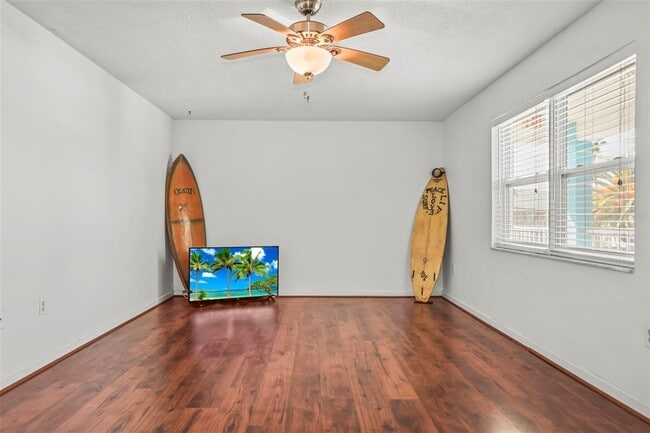 Foto del edificio - 11655 3rd St E