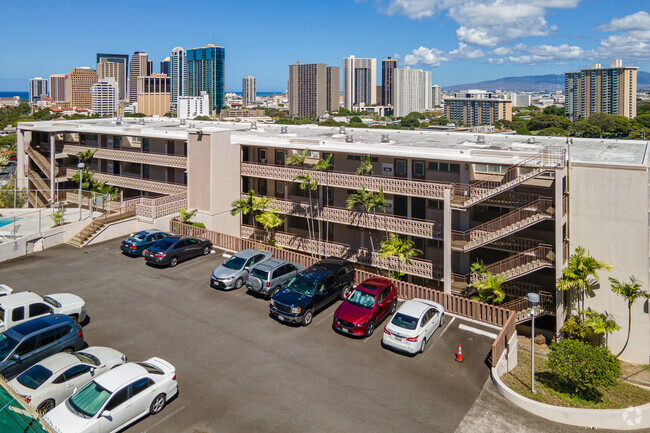 Building Photo - Aleo Hale Condominiums