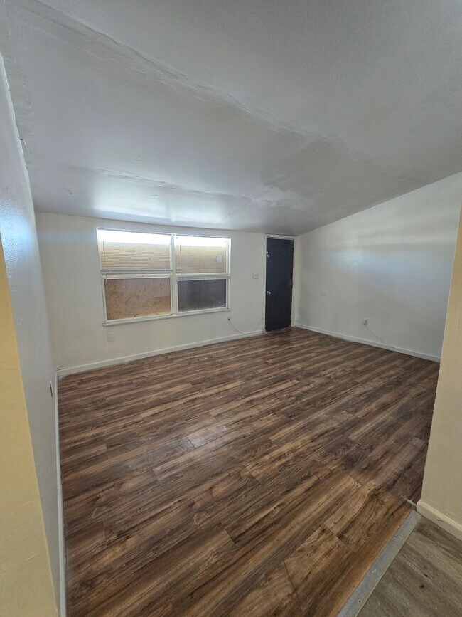 Foto del edificio - LIMITED TIME**NO APPLICATION FEE**1/2 OFF DEPOSIT**