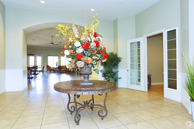 Interior Photo - Sonoma Palms