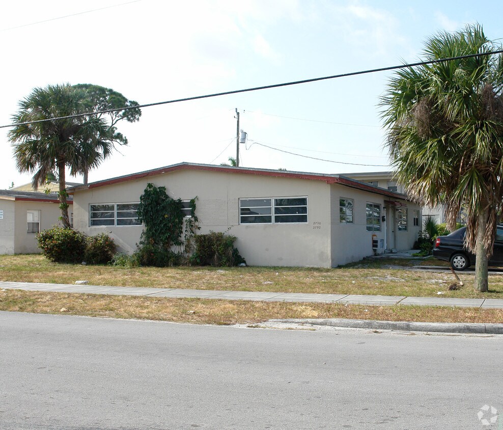 Foto del edificio - 2780-2790 SW 1st St
