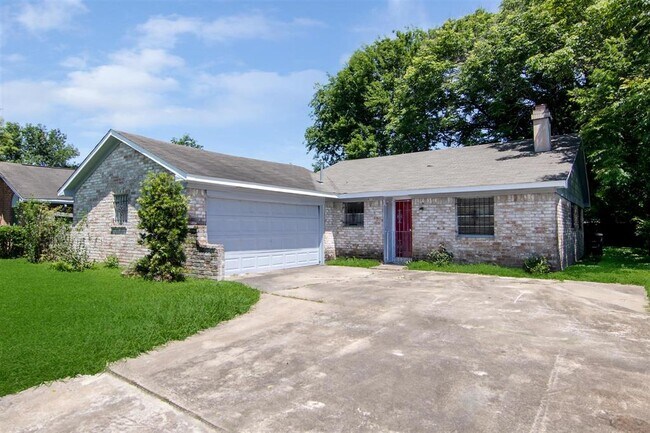 Foto del edificio - 4014 Oakside Dr