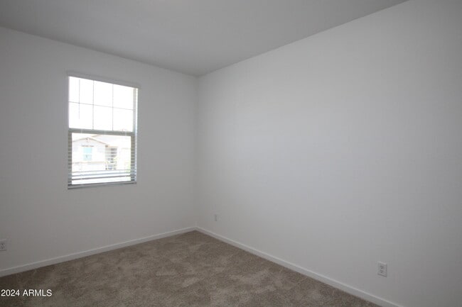 Building Photo - 20221 W Badgett Ln