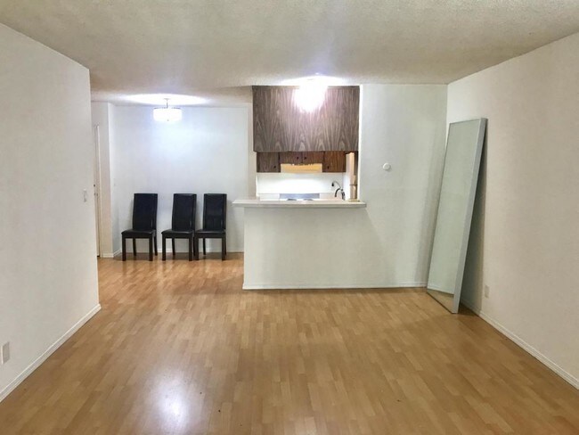 Building Photo - 371 Imperial Way #101