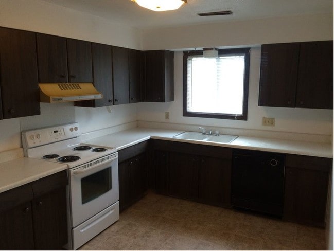 Building Photo - Allura Gardens Apartments