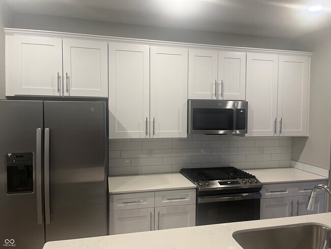 Building Photo - 6978 Equality Blvd