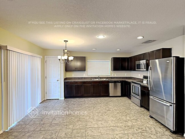 Building Photo - 3017 Park Ridge Ave