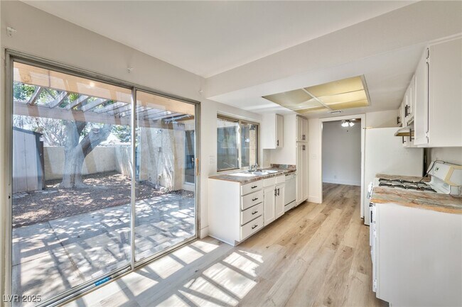 Foto del edificio - 4308 E Gretna Green Ct