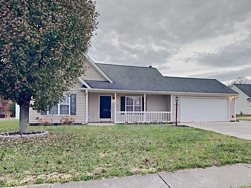 Foto principal - 108 Brighton Dr