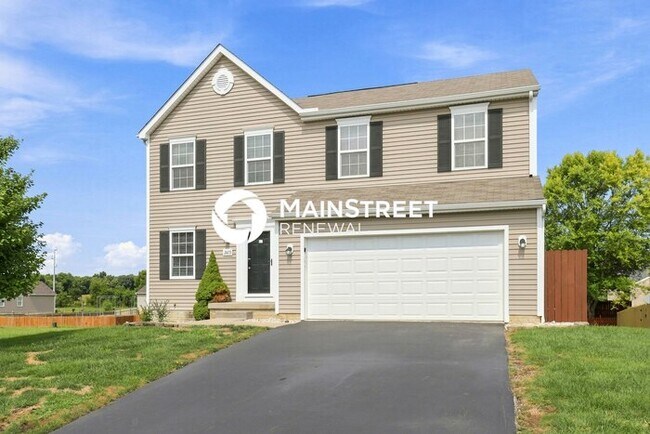 Foto del edificio - 4 Bedroom Pet-Friendly Home in Lancaster, OH with Main Street Renewal