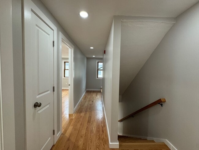Building Photo - WOW!!!  NEWLY-RENOVATED, HUGE APARTMENT W/...